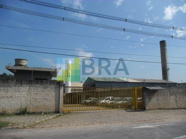 Condomínio logístico Gold Logística em Embu das Artes