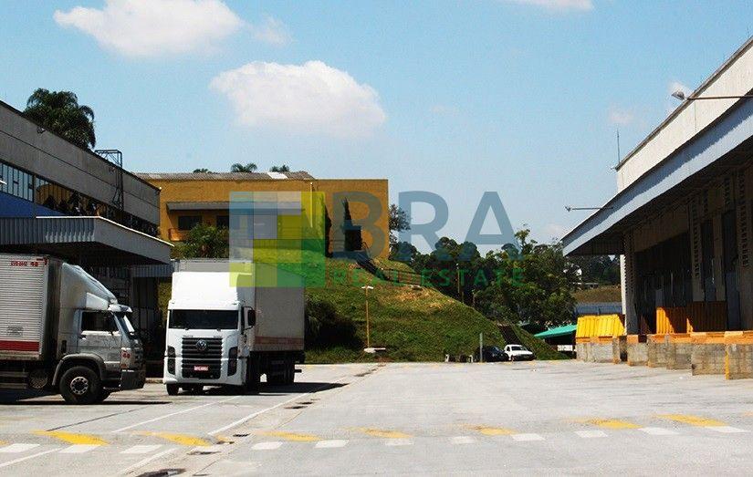 Condomínio logístico Gwest Centro Empresarial em São Paulo
